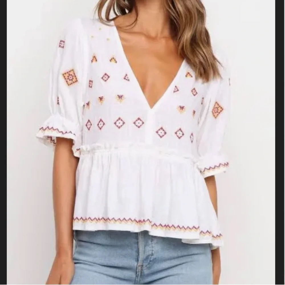 Petal & Pup Linen Shirt (size: 8) - Picture 1 of 5